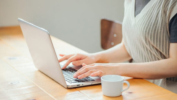 【スピリチュアルライフコーチ】8つのビジネス塾で学んでも集客ゼロ→AI自動集客を学び、売上200万円を達成した秘訣を公開